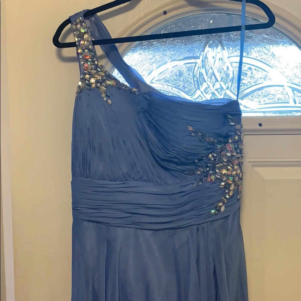 Short prom dress.